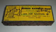Noiseless Blackboard Eraser